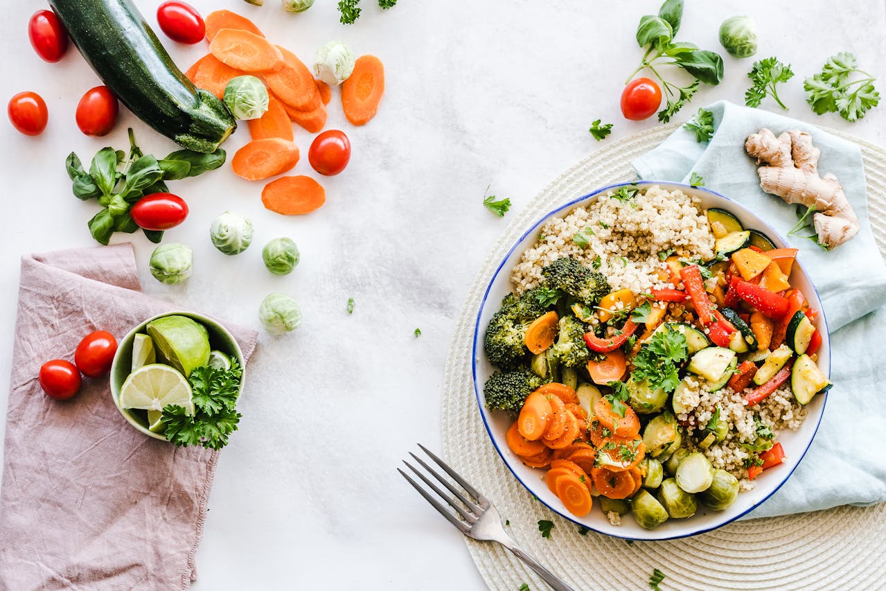 Flat-lay Photography of Vegetable Salad on Plate
